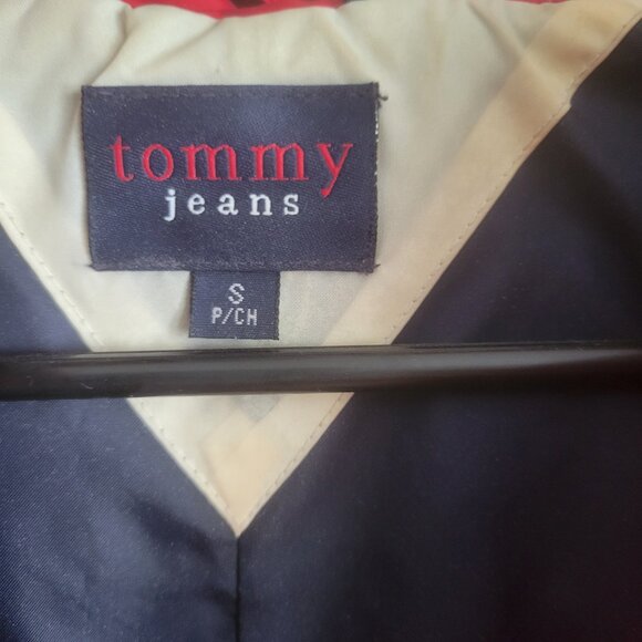 Tommy Hilfiger Women's Zip Up Hoodie - Picture 5 of 8